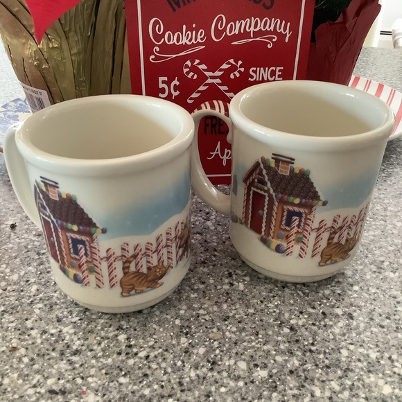 3 Longaberger Holiday Christmas Roger and Ginger Coffee Mugs - Picture 8 of 8